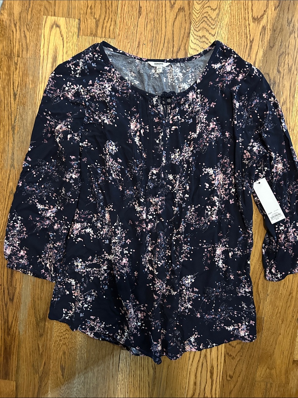 croft & barrow navy floral blouse with pink accents